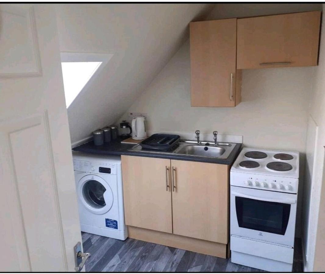 Inviting 1-Bed Apartment In Campbeltown Loch Views Exterior photo